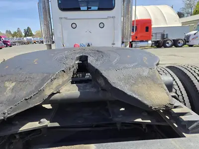 USED 2020 PETERBILT 389