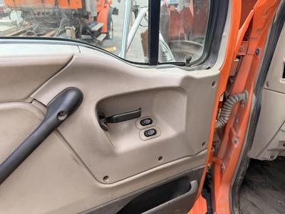 Used 2005 STERLING LT9513 6X4 Cab Chassis trucks Michigan US | Miedema Asset Management Group #1437084