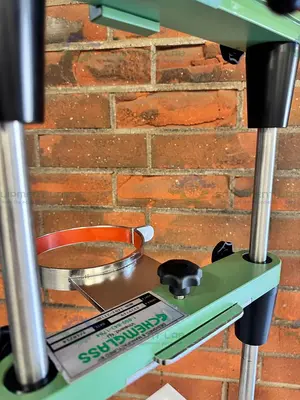 Used CHEMGLASS CHEMRXNHUB BENCHTOP 2-5 LITER GLASS REACTOR SUPPORT STAND Reactors California US | Equipment Lab #1394840