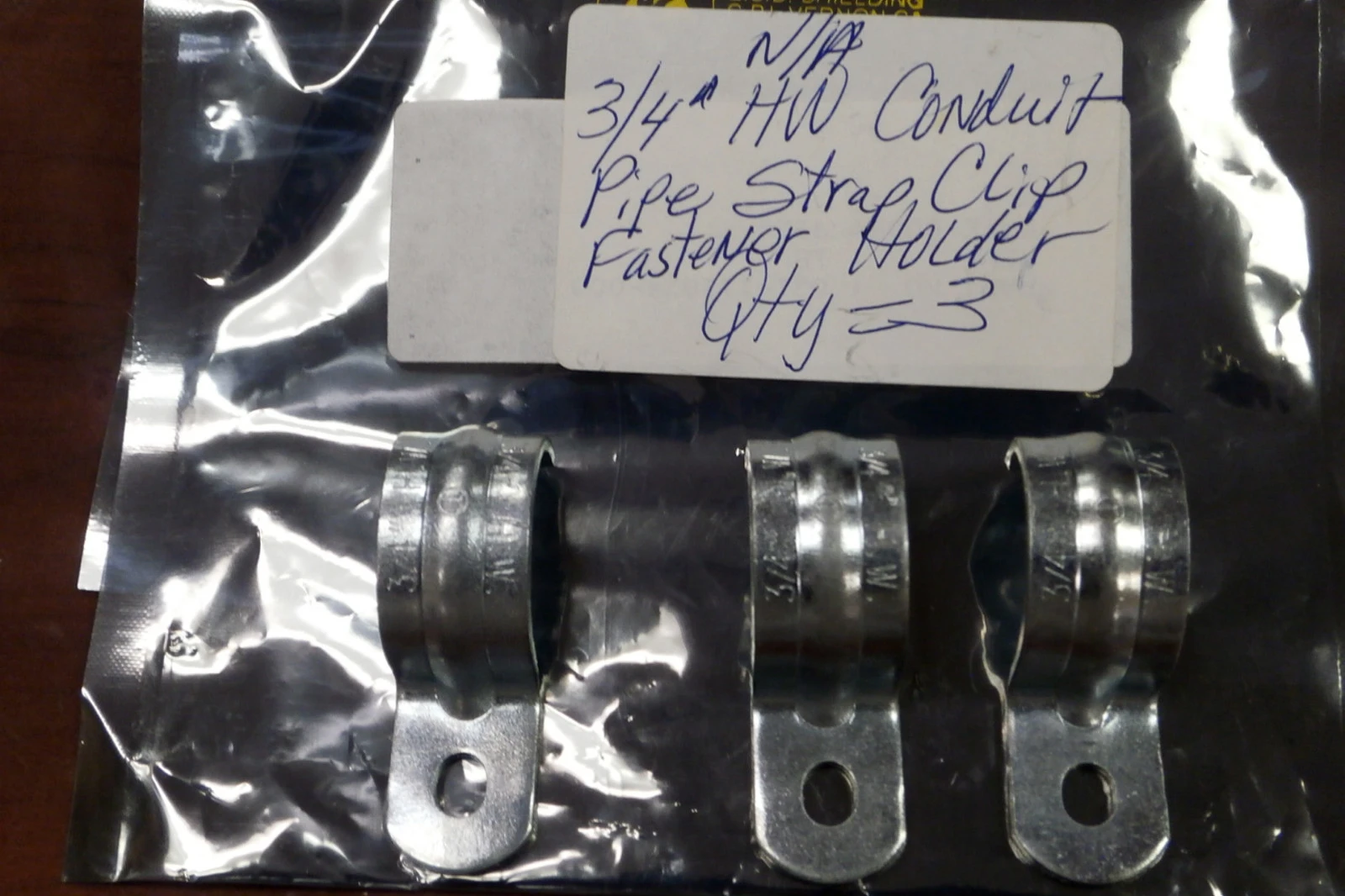 NEW Conduit Pipe Strap Clip 3/4"