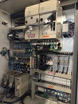 2005 MILLTRONICS VM20 CNC Milling Machine | RELCO MACHINERY (5)