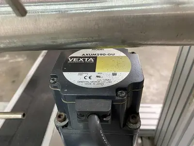 Associated Two-Head Top & Bottom Labeller
