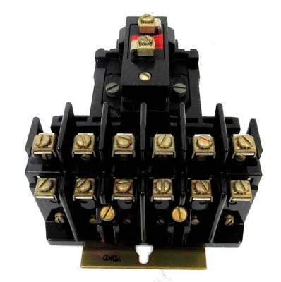 NEW ALLEN BRADLEY 700-BR600A1 AC RELAY TYPE BR SERIES A 700BR600A1