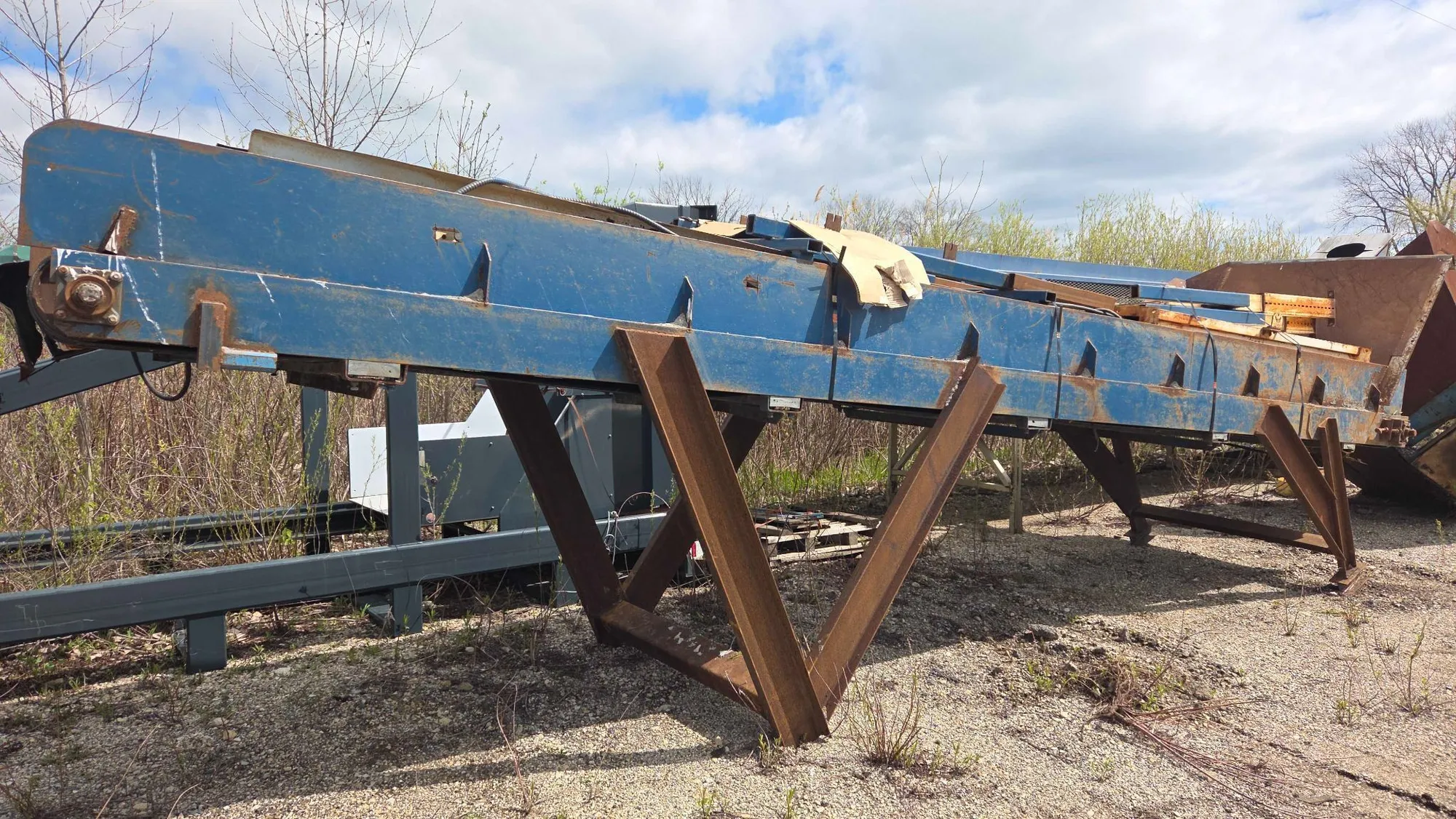 49" W x 25' L Used Rubber Belt Conveyor