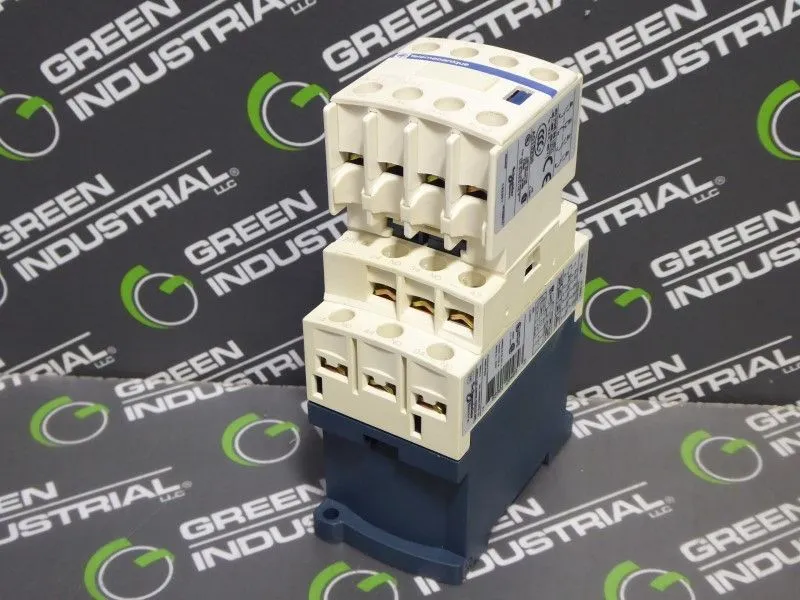 Schneider Electric CAD50 BD 3 Pole Contactor 10A with LADN31 LA1 DN31 Relay Used