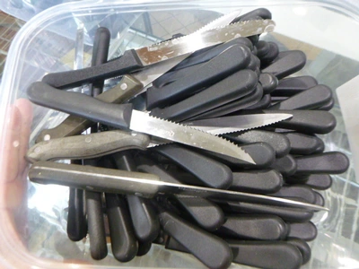 2 Tubs Full of Steak Knives
