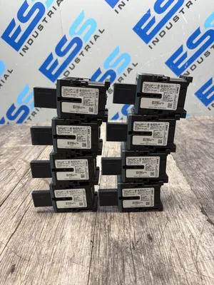 SIEMENS 3RT2017-1BB42 Electrical/PLC/Automation | ESS Industrial Equipment Sales (4)