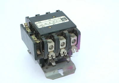 Used General Electric CR353EE3BHOEF Circuit Breakers California US | Davliegogo LLC #1705481