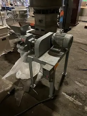 USED 1988 ALPINE 25 MZ