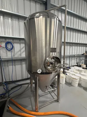 USED Stainless Steel Tank 1000 LITER