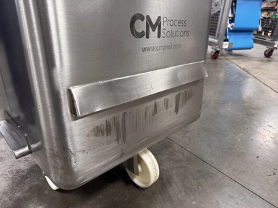 600 Pound SS Dump Buggy with Plastic Lid