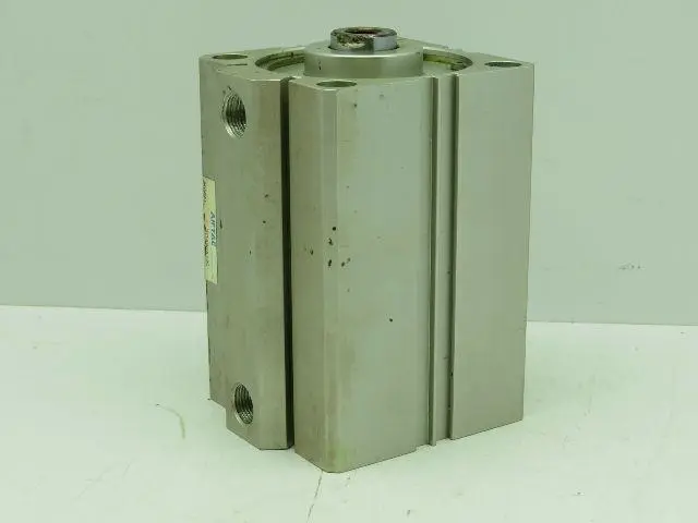 Used AIRTAC _UNKNOWN_ Pneumatic Cylinders | Arrow Industrial #633290