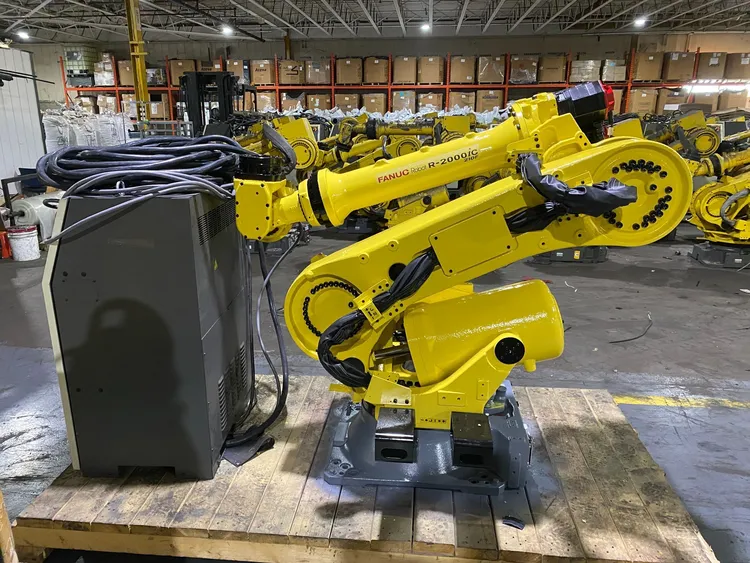 Used FANUC R-2000iC/210F + R-30iB Robots Michigan US | iGAM Industrial Marketplace #45248