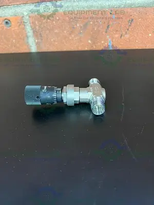 USED SWAGELOK SS-6L-MH STAINLESS STEEL HIGH FLOW METERING VALVE 3/8" TUBE FITTING