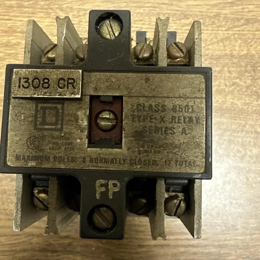 Used SQUARE D X0 40 Miscellaneous Equipment (Electrical & Power) | Surplus Asset Holdings #1201407
