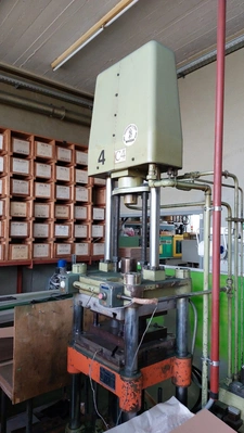 Hydraulic and Manual Presses - 5× in a lot, price for lot, VIDEO