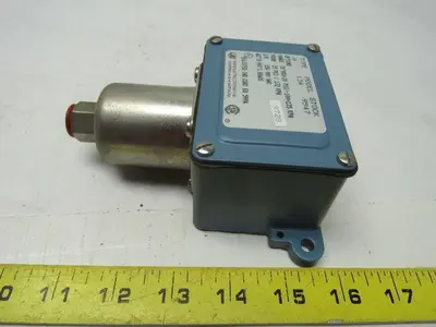 GE General Electric  IC3500A140G2r032 Heat Sink 25A 600PIV