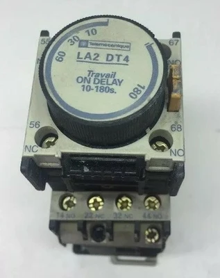 USED Telemecanique LA2 DT4