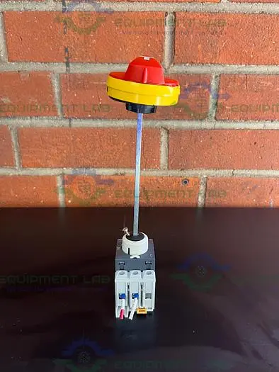 Used SOCOMEC SIRCO M20 DISCONNECT SWITCH 415V, 23A Electronics & Components | Equipment Lab #486399