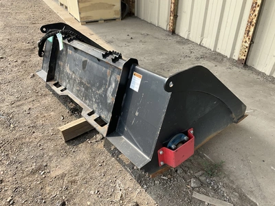 Used RAYTREE RMRB72 POWER RAKE BUCKET SKID STEER ATTACHMENT Skid Steer Buckets Michigan US | Miedema Asset Management Group #1477077