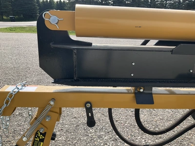 Used COUNTYLINE 28 TON LOG SPLITTER Skid Steer Log Splitters Michigan US | Miedema Asset Management Group #1321980