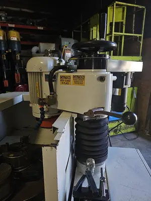 USED 2002 DCM PDG