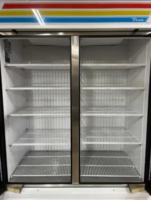 182-0192 True GDM-49F-HC~TSL01 2-Door White Display Freezer with Swing Doors