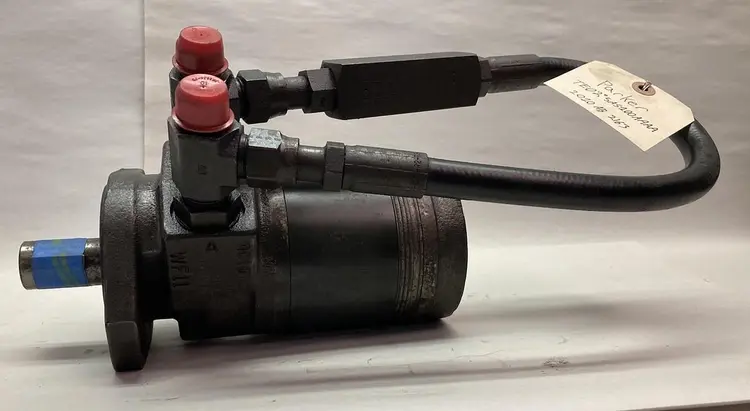 Used PARKER TE025AS100AAAA Hydraulic and Pneumatic Motors Ohio US | Surplus Asset Holdings #1226368