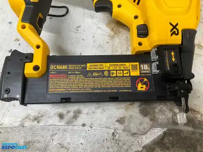 Dewalt DCN680B 20V XR 18 Gauge Brad Nailer, New