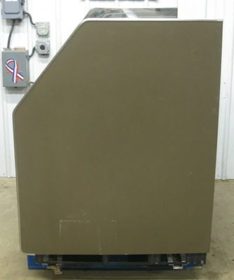 142-1055 Hill Phoenix 5’ Remote Curved Glass Full Service Bakery Cooler Case