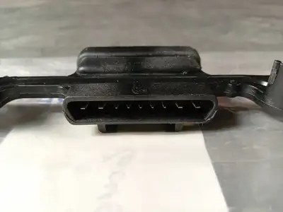 NEW FORD F81Z-6584-AA