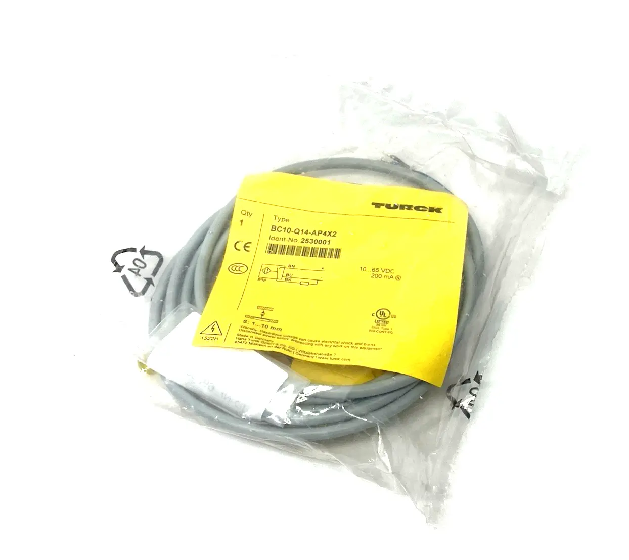 NEW TURCK RECTANGULAR CAPACITIVE SENSOR NO CONTACT PNP OUTPUT 2530001