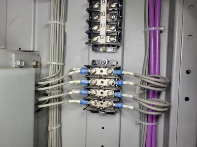 Zig-Zag Transformer Fuse Rollout, 4160Volts 3000 Amp