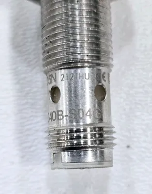 USED BALLUFF BES M12MI-POC40B-S04G