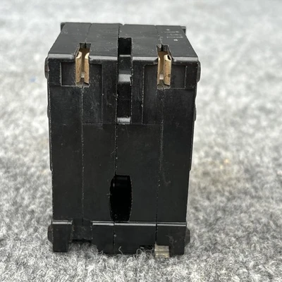 Used GE THQL2150 Circuit Breakers California US | Davliegogo LLC #1705556