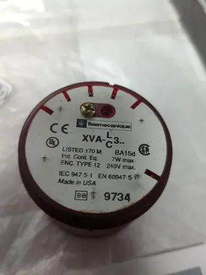 USED TELEMECANIQUE XVA-LC3