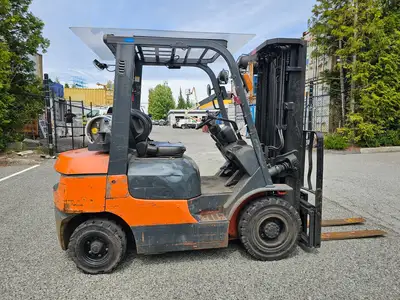 Used 2006 TOYOTA 7FGU25 Misc Forklifts British Columbia CA | Lenmark #1426390