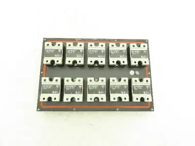 Carlo Gavazzi RM1A48D50S18 Solid State Relay 480V 50A SSR Heat Sink w/10 Relays