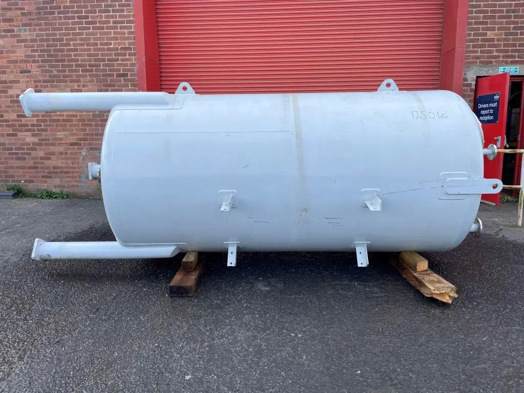 USED MC 5,700 Litre