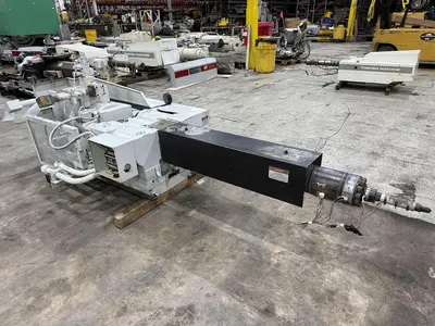 USED TOSHIBA ISF390VLW-19B INJECTION UNIT