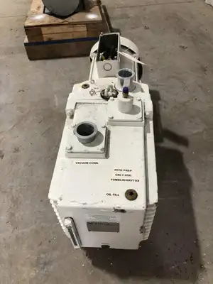 Trivac D90A Rotary Vane Dual Stage Vacuum Pump 53.7 CFM 208/460V 3PH 4L oil cap.