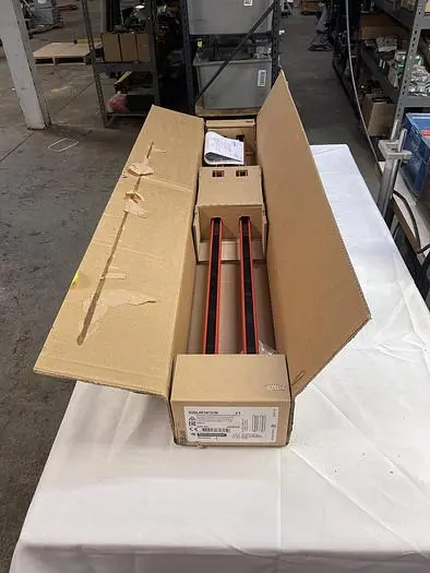 New | in-Stock TELEMECANIQUE TELEMECANIQUE XUSL4E14F121N Misc Electrical & Power Parts | ND Industrial Surplus #1213908
