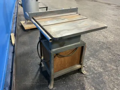 Used DELTA ROCKWELL 34400 Woodworking Table Saws Ohio US | HGR 24 #1064715