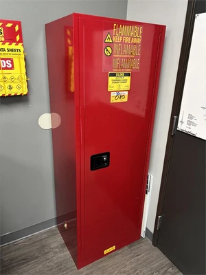 Used ULINE "H-2570S-R" Cabinets Texas US | MachineryMax #1488200