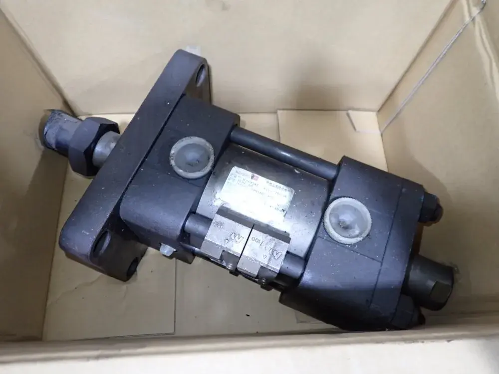 USED 2010 TOYO 1FA100C140R25ABDA0D