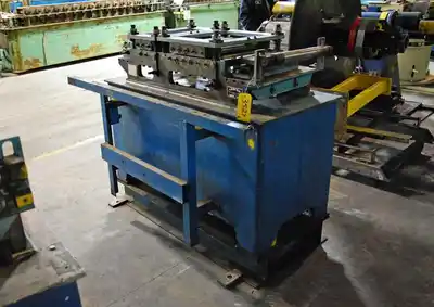 12″ ARDCOR 16-Roll Stock Straightener