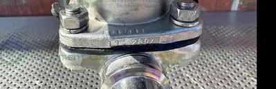 USED ITT PURE FLO ADVANTAGE 6 -WAY DIAPHRAGM VALVE W/ 1" TO 3/4" SANITARY FITTING