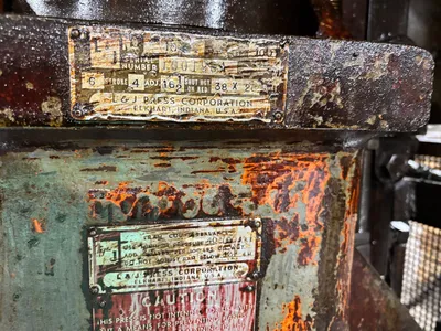 L&J 100 OBI / Gap Frame Press | Universal Press & Machinery (UPM) (2)