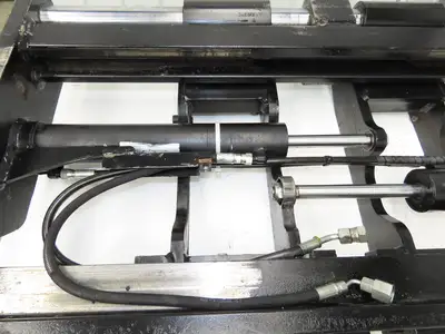 Hyster E80XN Forklift Carriage Fork Positioner 47" Width 7000lbs Class 4 READ