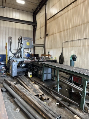 Used 2010 HEM VT130HA60 Vertical Band Saws North Dakota US | Revelation Machinery #1389738